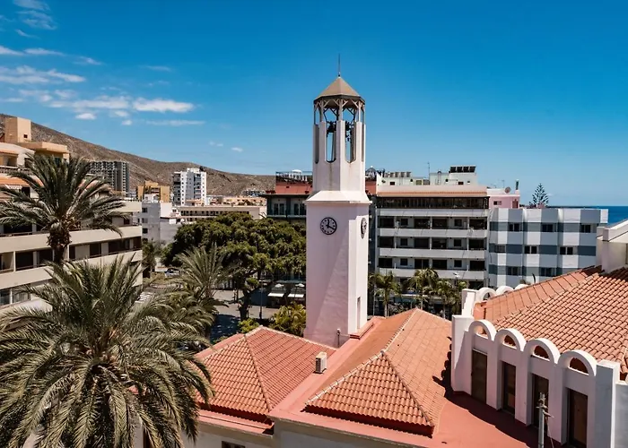 公寓 Charming With Balcony - Heart Of Cristianos 阿罗纳